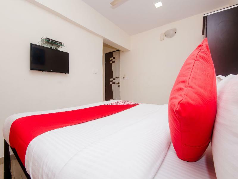 Oyo Flagship 756 Hotel Sarang Heritage Navi Mumbai Exterior photo